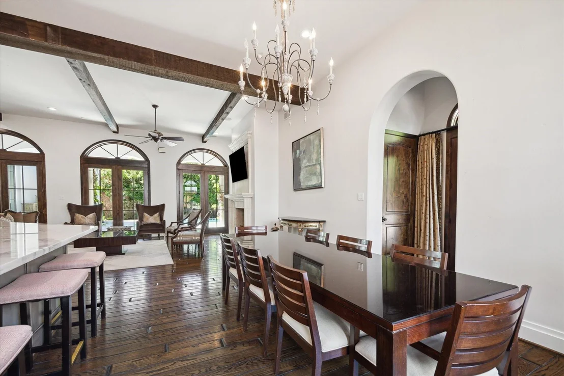 Photo of 5556 Lynbrook Drive