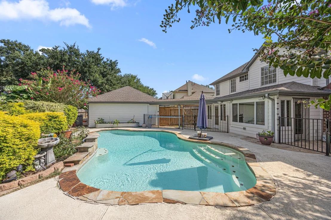 Photo of 10214 Hedge Way Drive
