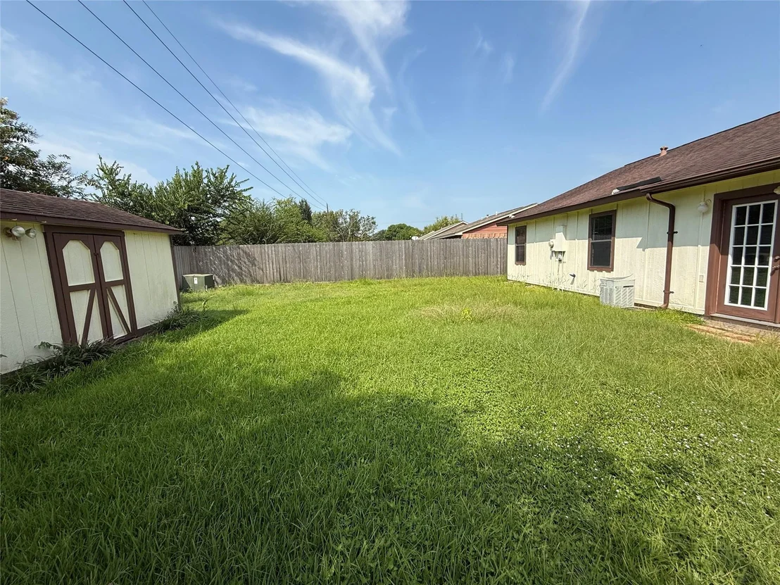 Photo of 24303 Four Sixes Lane