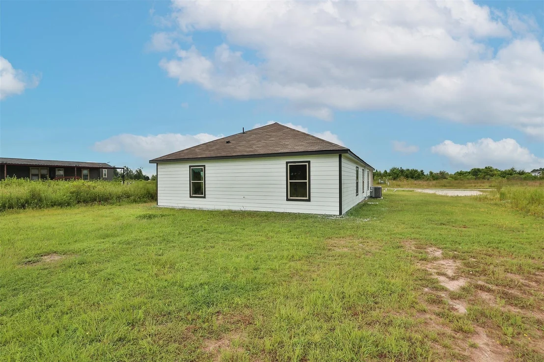 Photo of 1429 Road 5728