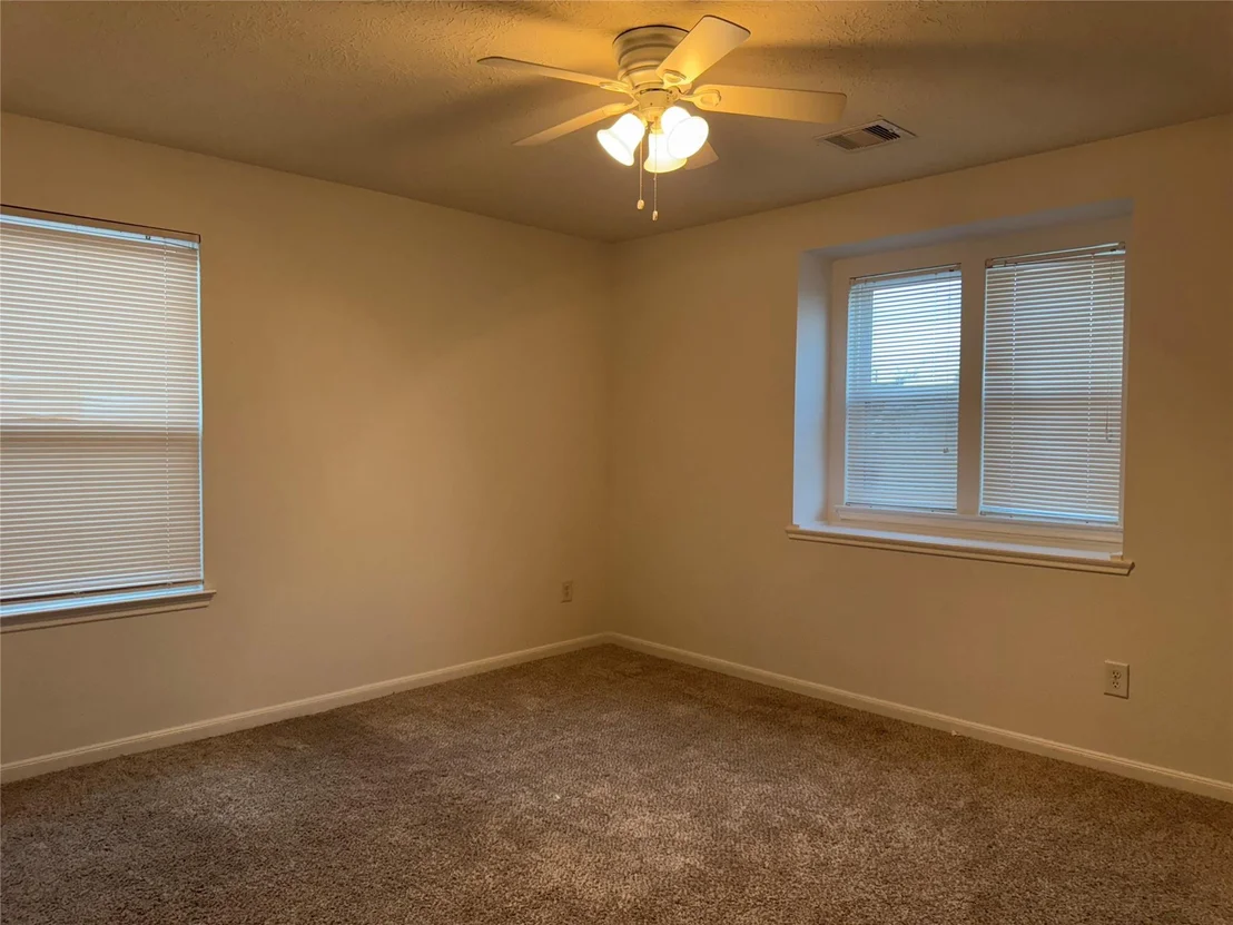 Photo of 15815 Copper Oak Lane