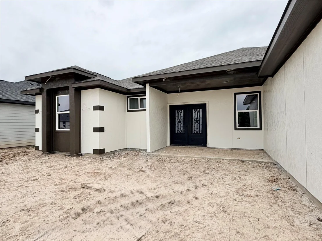 Photo of 1215 Road 5203