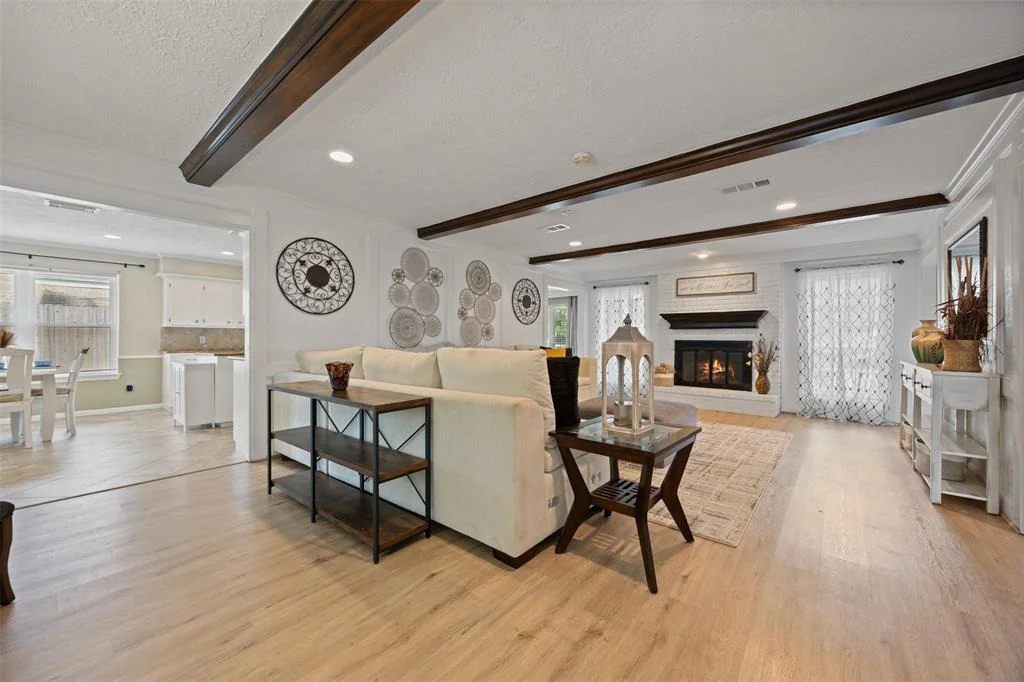 Photo of 6607 Saffron Hills Drive