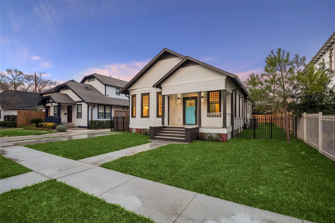 Photo of 638 Harvard Street