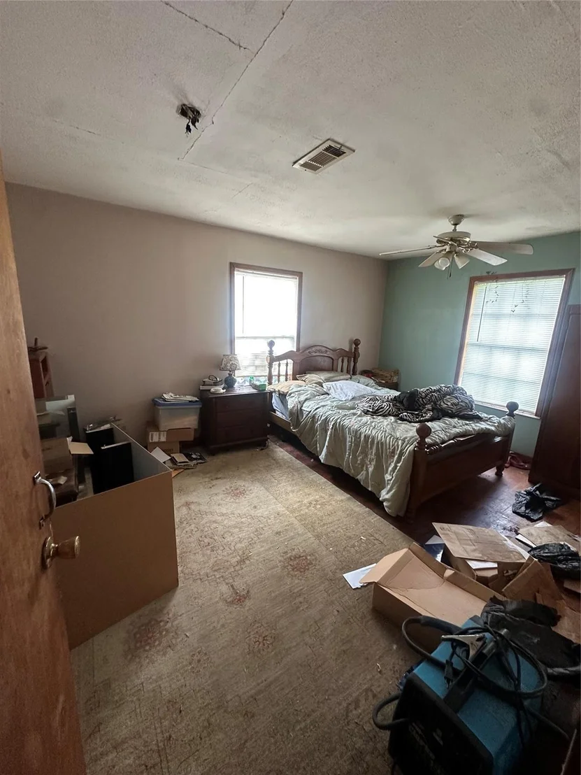 Photo of 8105 Howard Drive