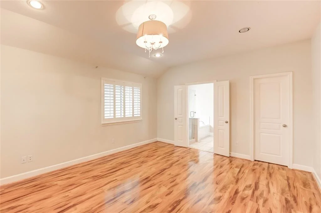 Photo of 14330 Ayers Rock Road