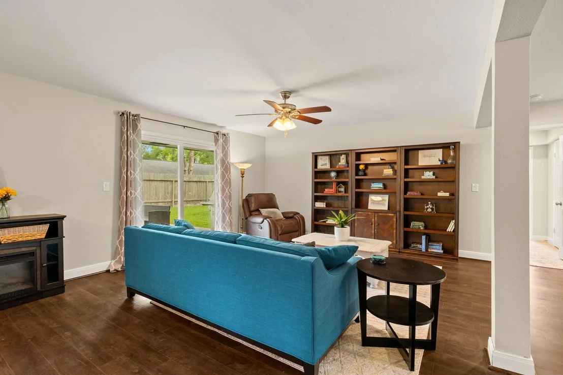 Photo of 1607 Richvale Lane