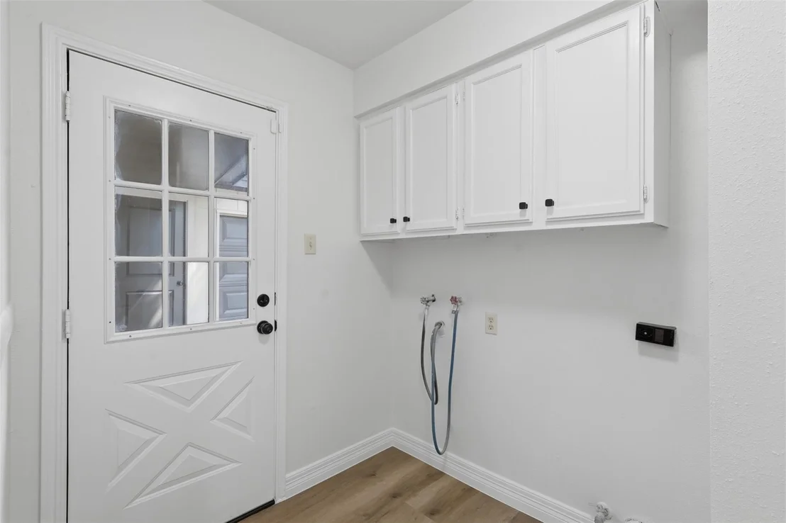 Photo of 16306 Mill Point