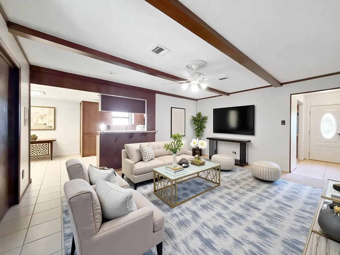 Photo of 522 Charleston Square