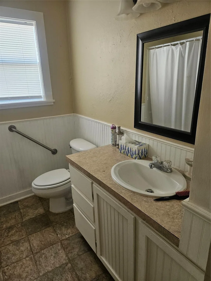 Photo of 710 Milam Avenue