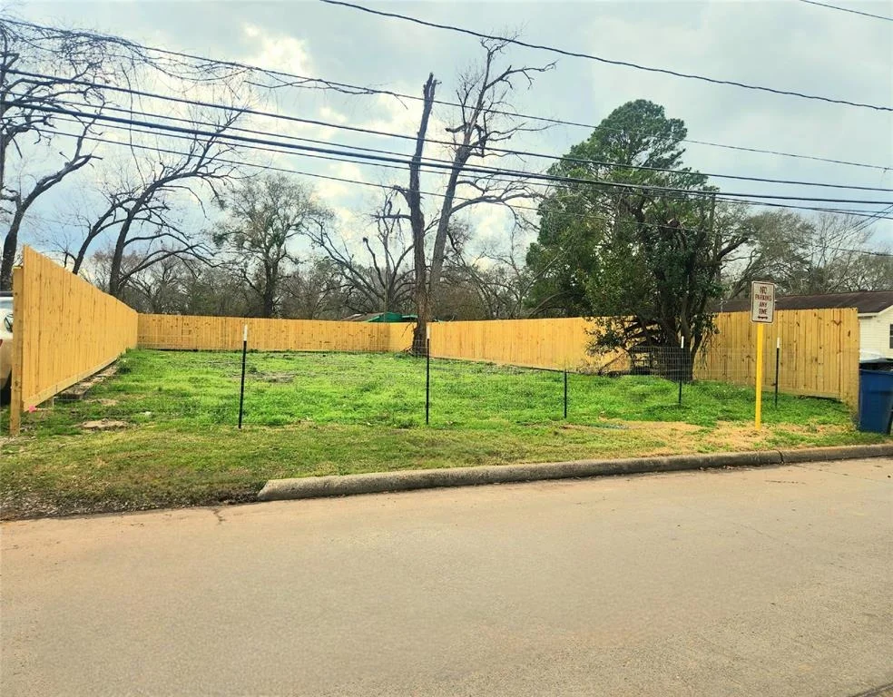 Photo of 5811 Roberts Road