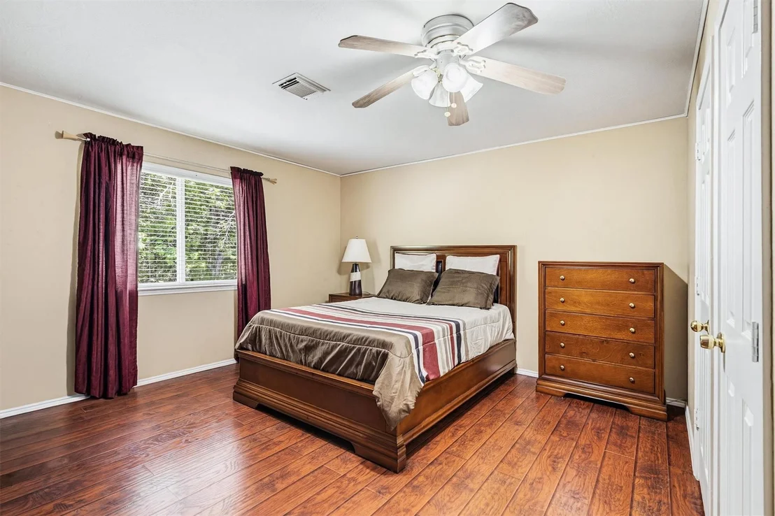 Photo of 981 Doire Drive