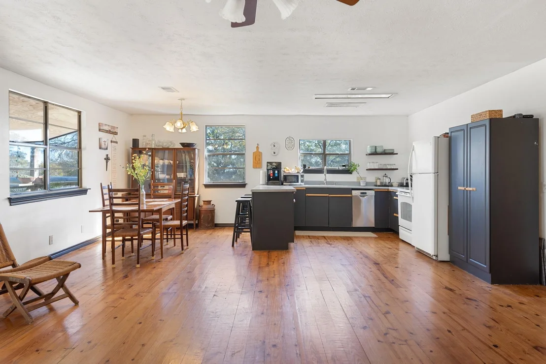 Photo of 110 Birch Forest Drive