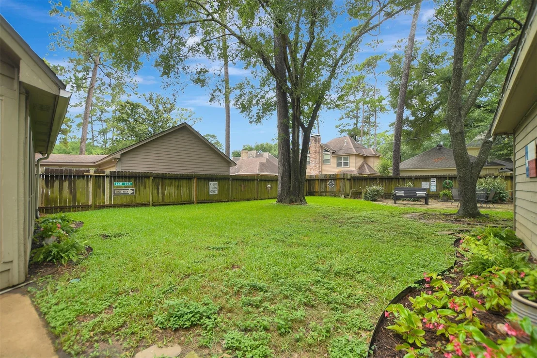 Photo of 15611 Birchview Drive