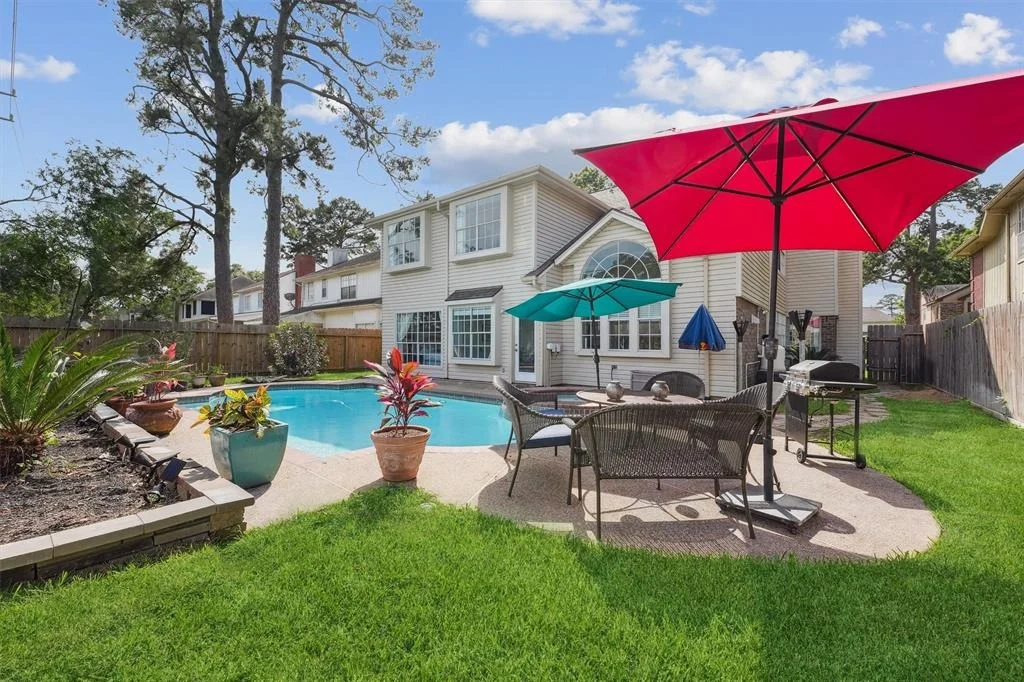 Photo of 16023 Lakestone Drive