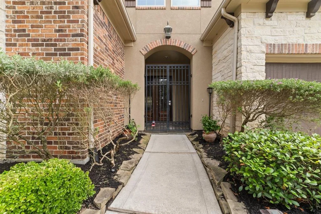 Photo of 17803 Netherby Lane