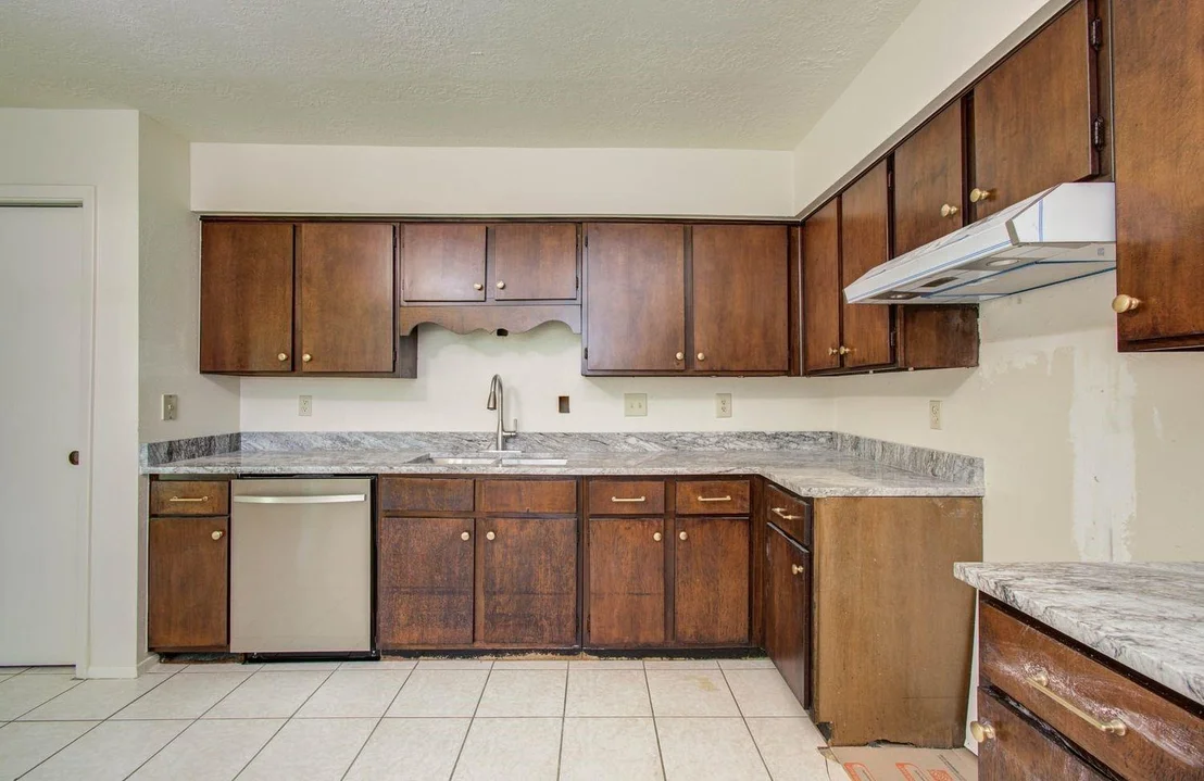 Photo of 7902 White Swan Drive