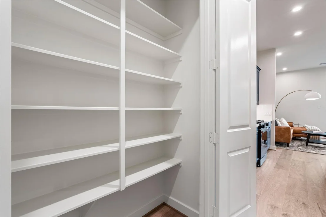 Photo of 3923 Willowbend Point Drive