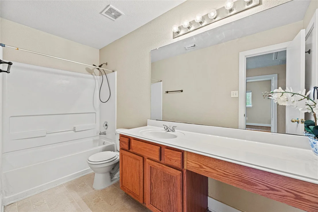 Photo of 5715 Silver Oak Drive