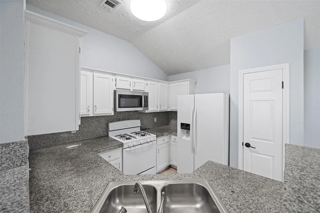Photo of 1602 Brickarbor Drive