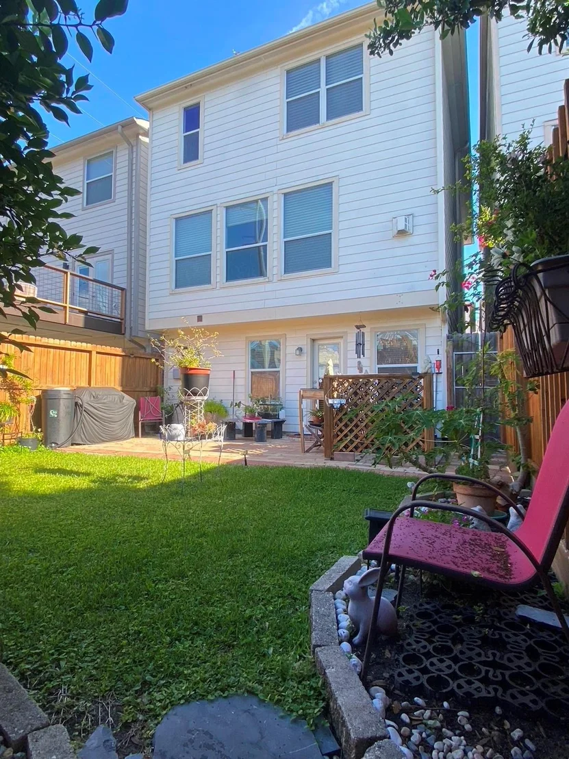 Photo of 2931 Bering Drive