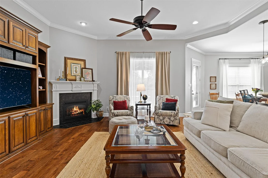 Photo of 155 Oakland