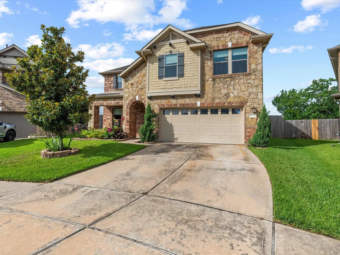 Photo of 16551 Winthrop Bend Drive