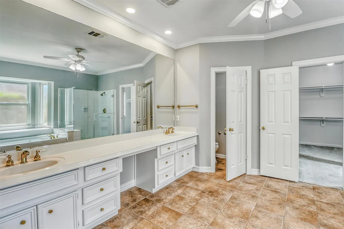 Photo of 24818 Lakebriar Drive