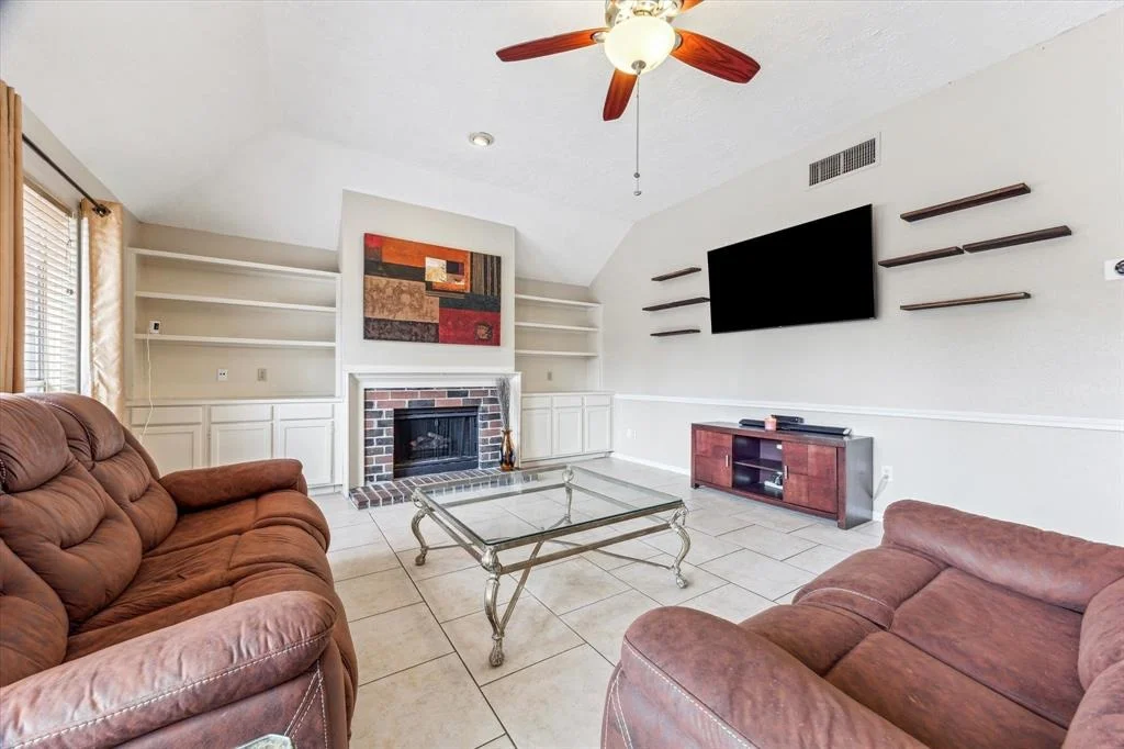 Photo of 14430 Oak Chase Drive