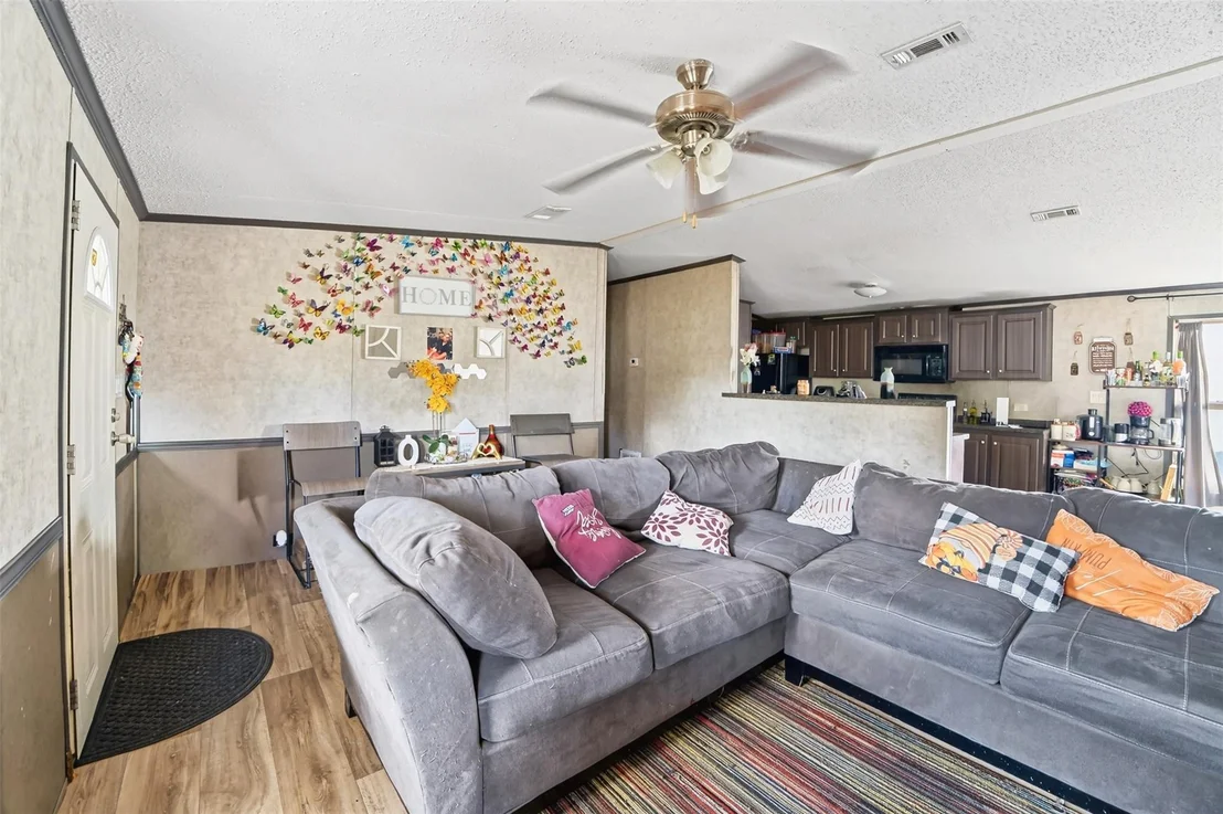 Photo of 3362 County Rd 5018