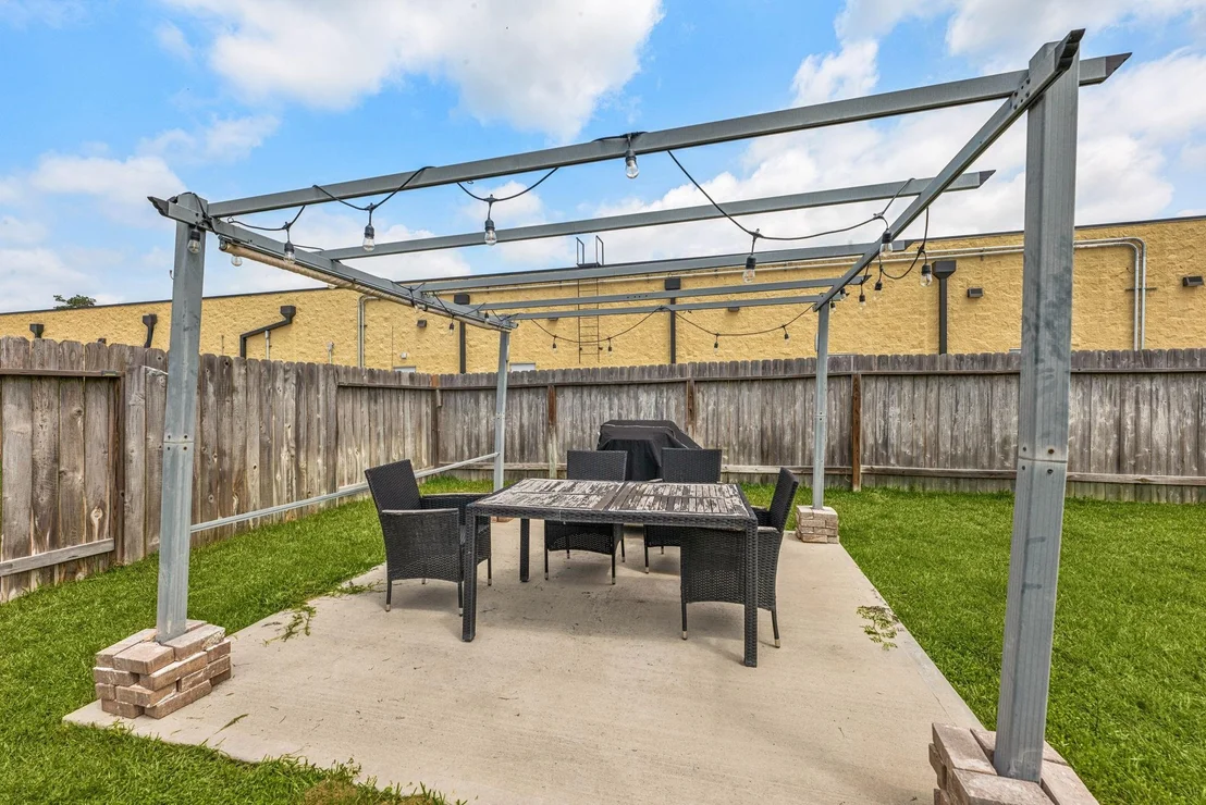 Photo of 16801 Lonely Pines Drive