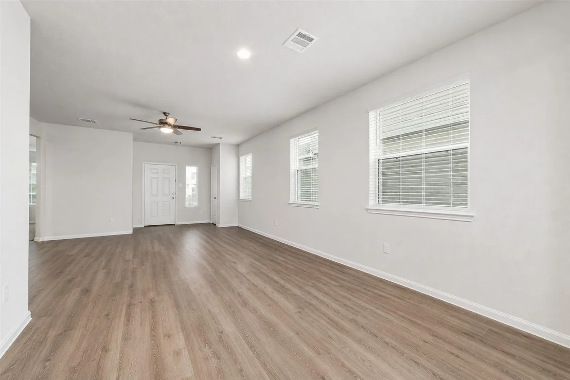 Photo of 4910 Blue Jacaranda Way