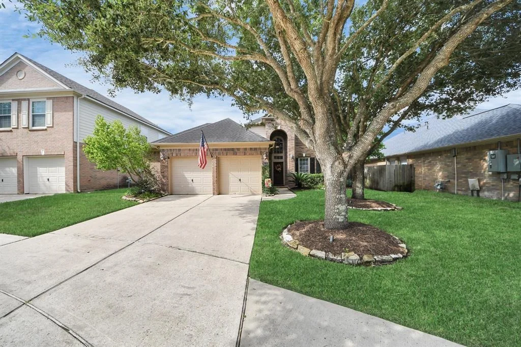 Photo of 6111 Meadowstream Court