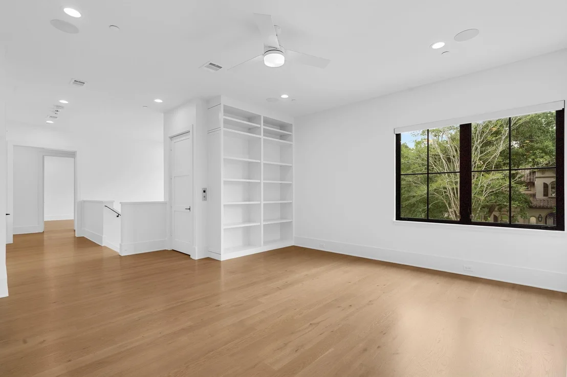 Photo of 337 Folwell Lane