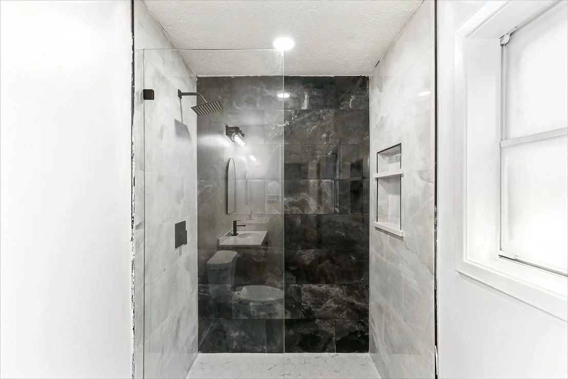 Photo of 2706 Burke Road