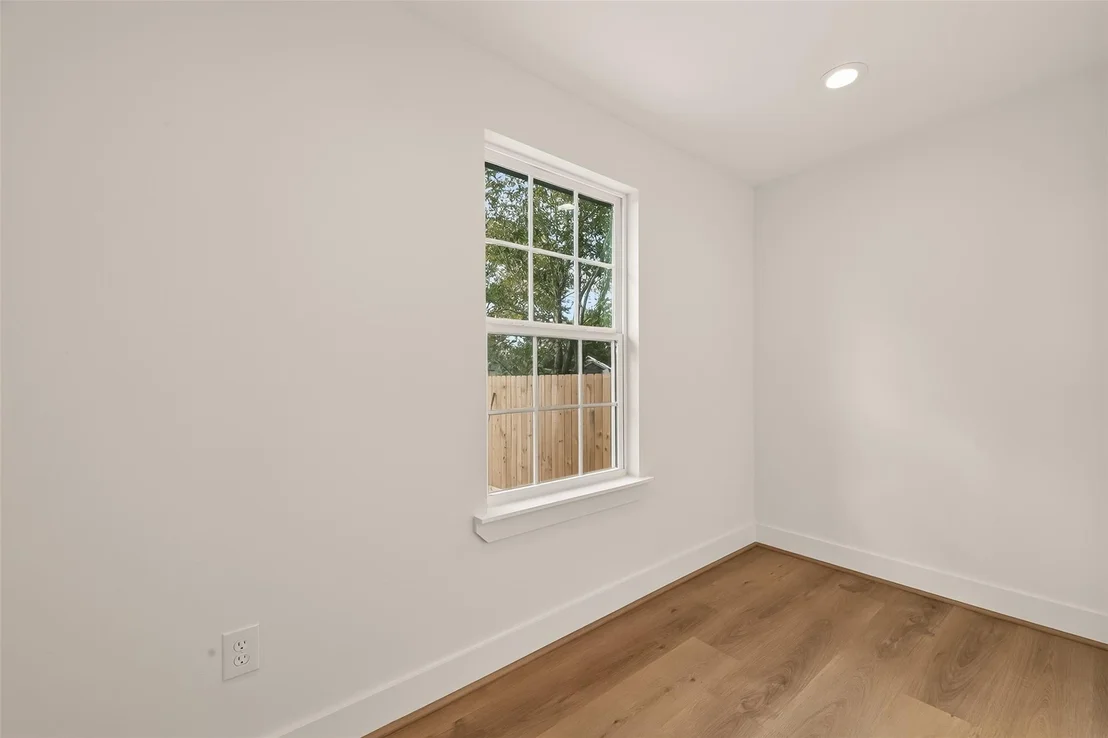 Photo of 2723 Castledale Drive