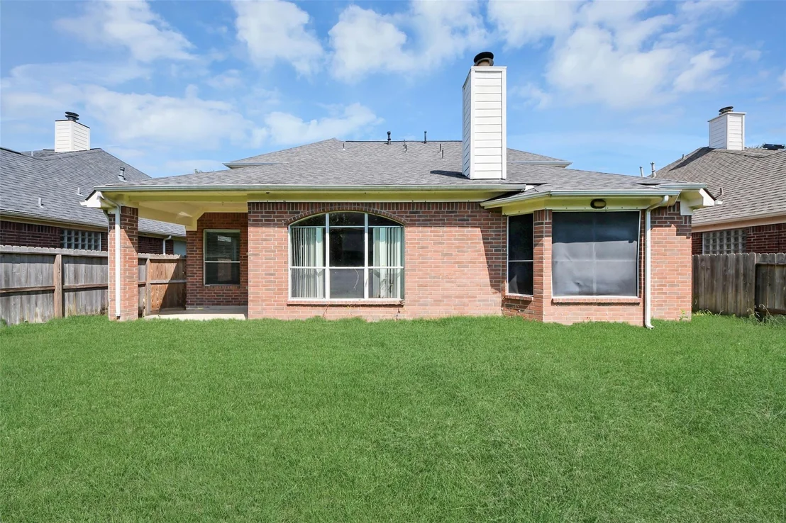 Photo of 19639 Azalea Brook Way