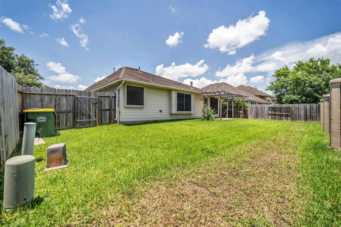Photo of 4109 Oak Point Drive