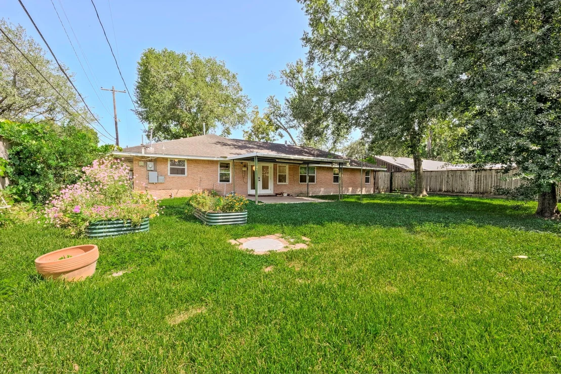 Photo of 8927 Rockhurst Drive