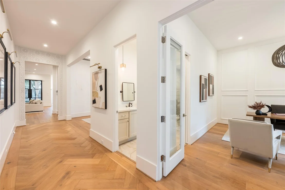 Photo of 2817 Albans Road