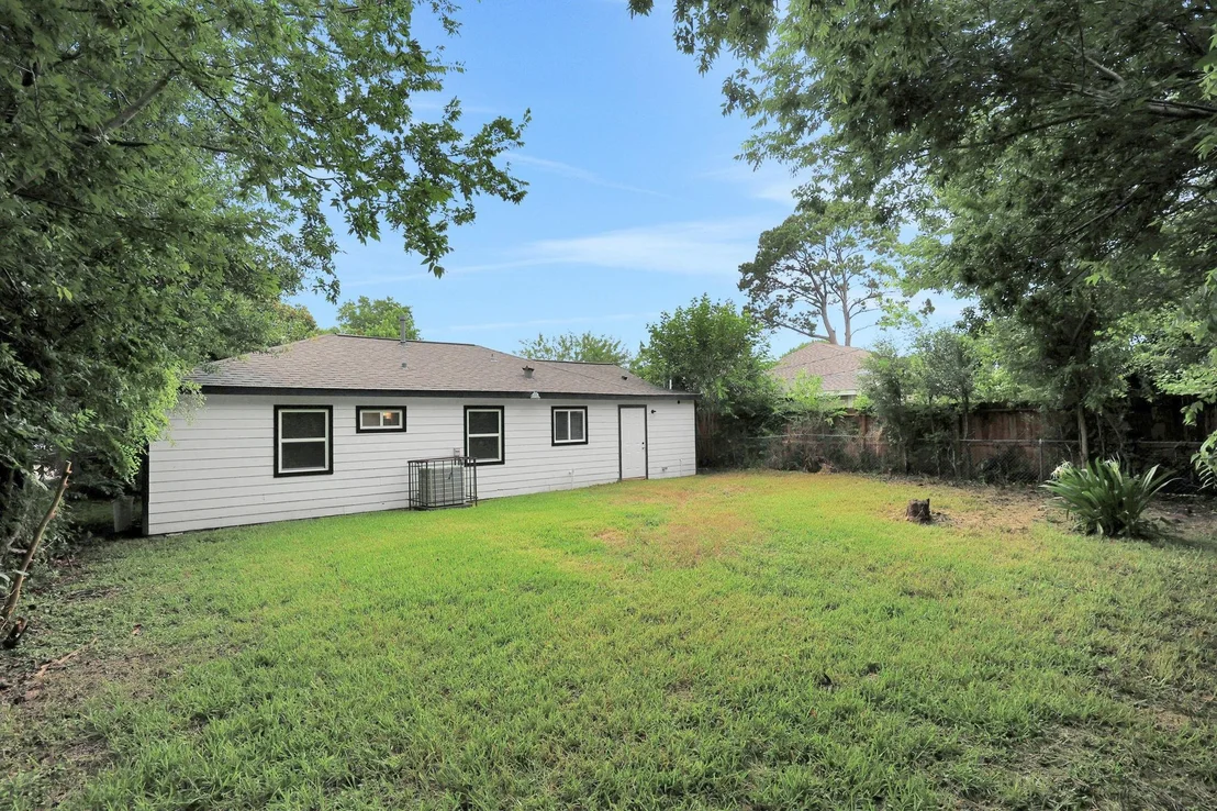 Photo of 9409 Fairland Drive