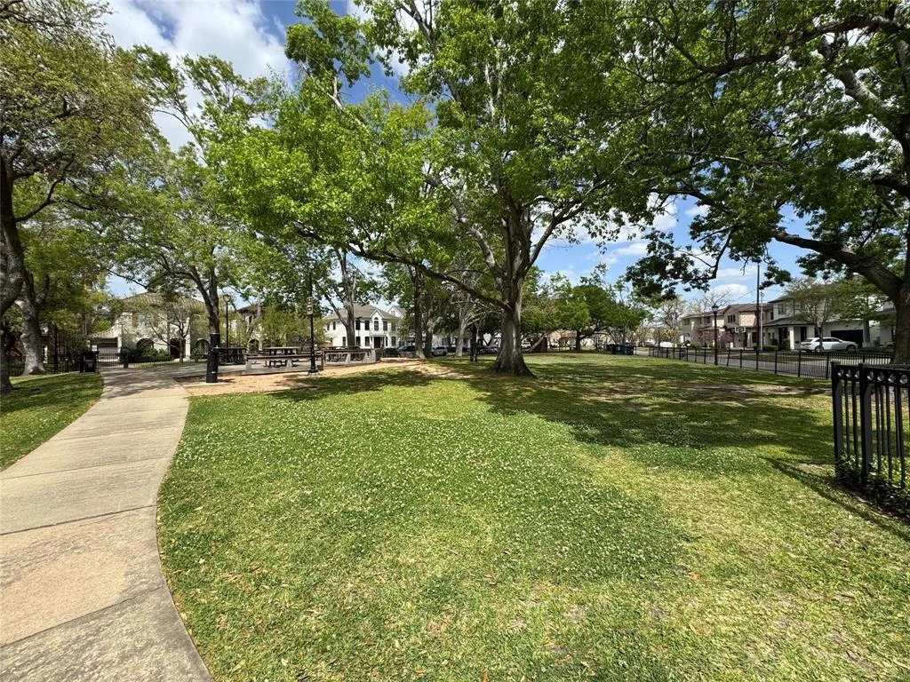 Photo of 4267 S Judson