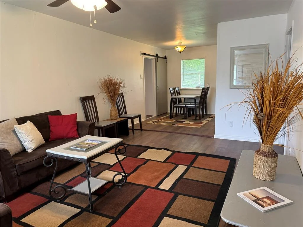 Photo of 5429 Denmark Street