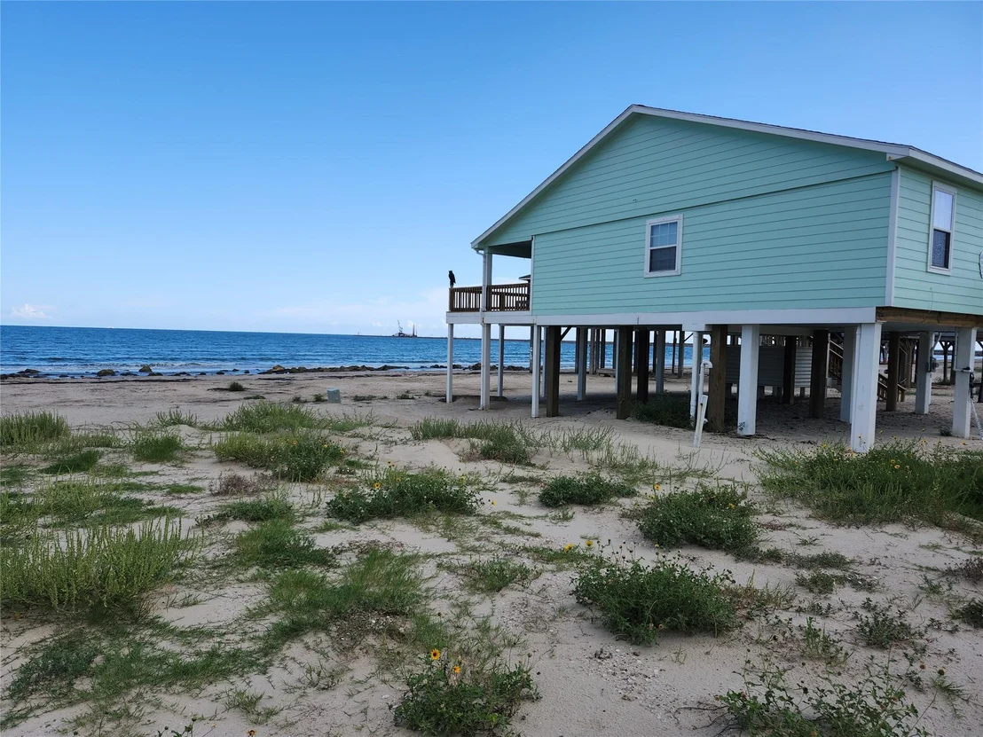 Photo of 1111 White Cap Drive