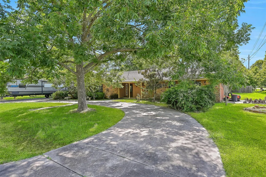 Photo of 3827 Shady Drive