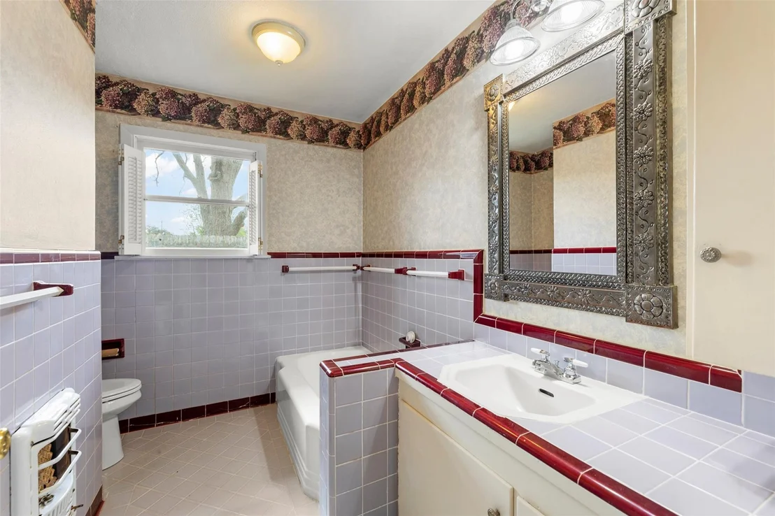 Photo of 1327 Hodges Lane