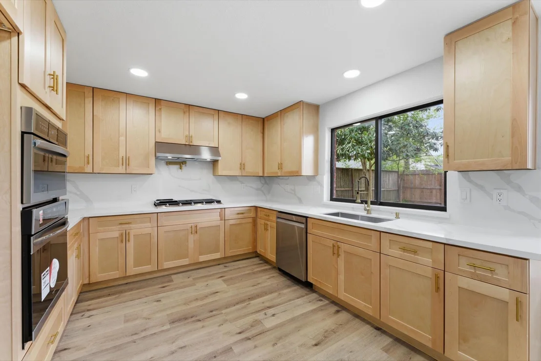 Photo of 4710 Whispering Falls Drive