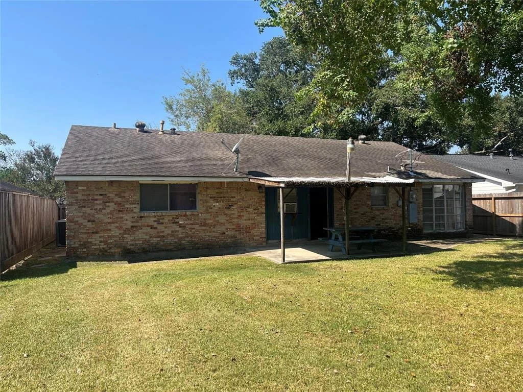 Photo of 10903 Dunlap Street