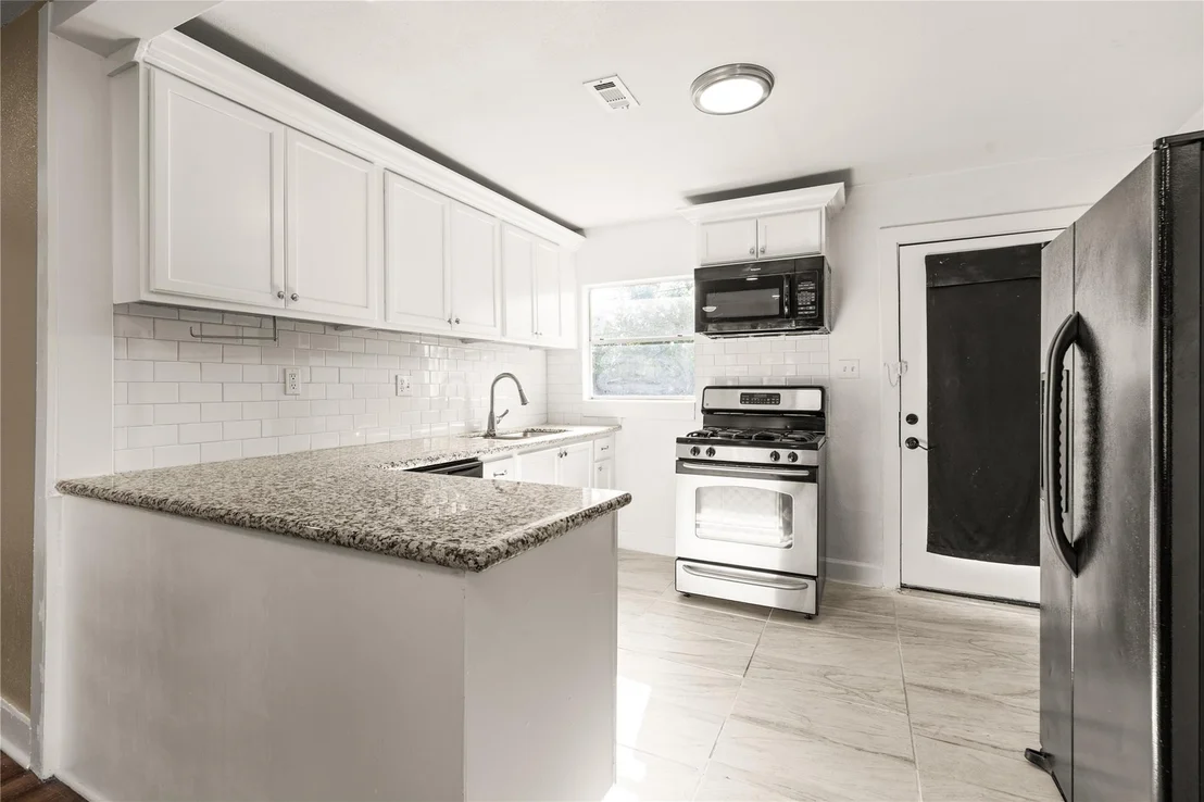 Photo of 2226 Rainbow Drive