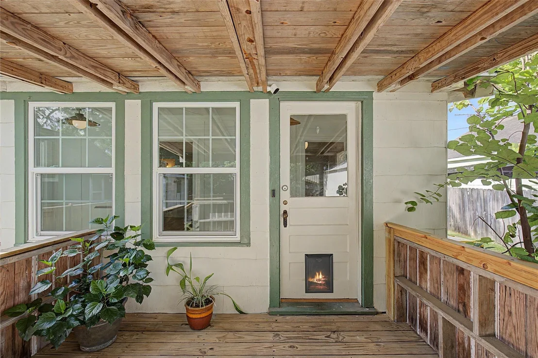 Photo of 304 Foster Street